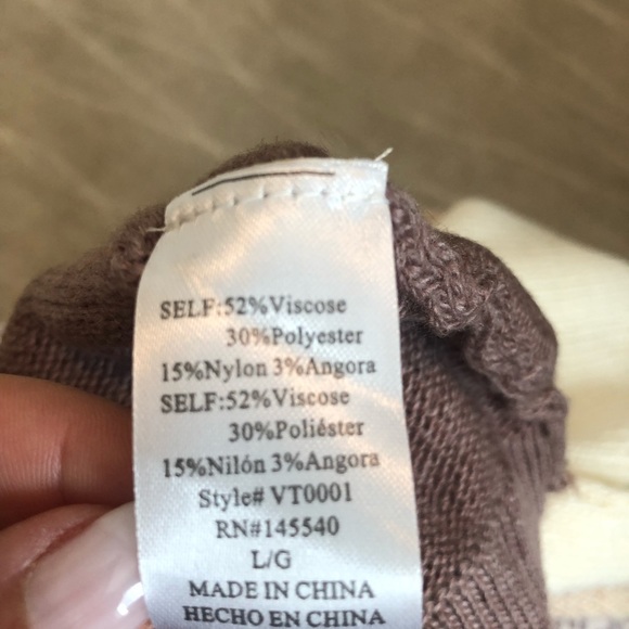 Color Block Sweater - Picture 5 of 5